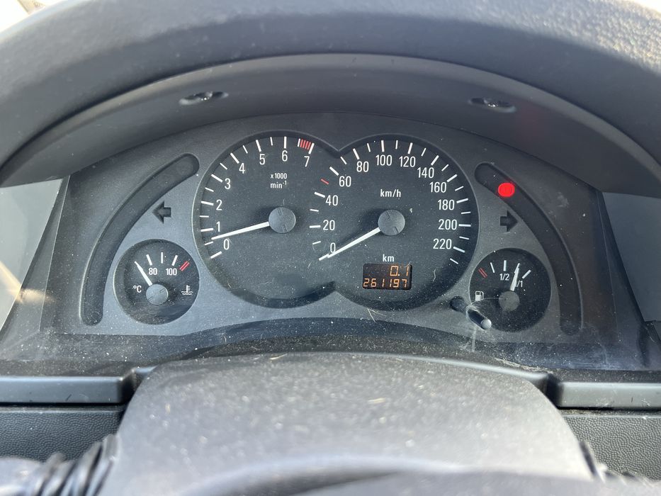 Опел Мерива 1.6 бензин