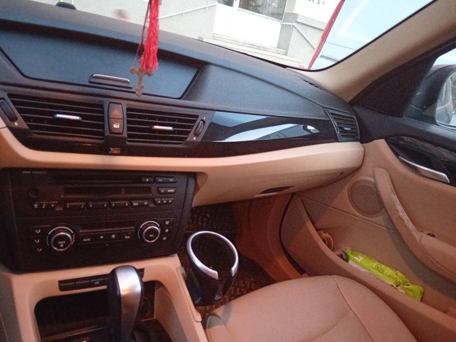 Продавам ВМW X 1