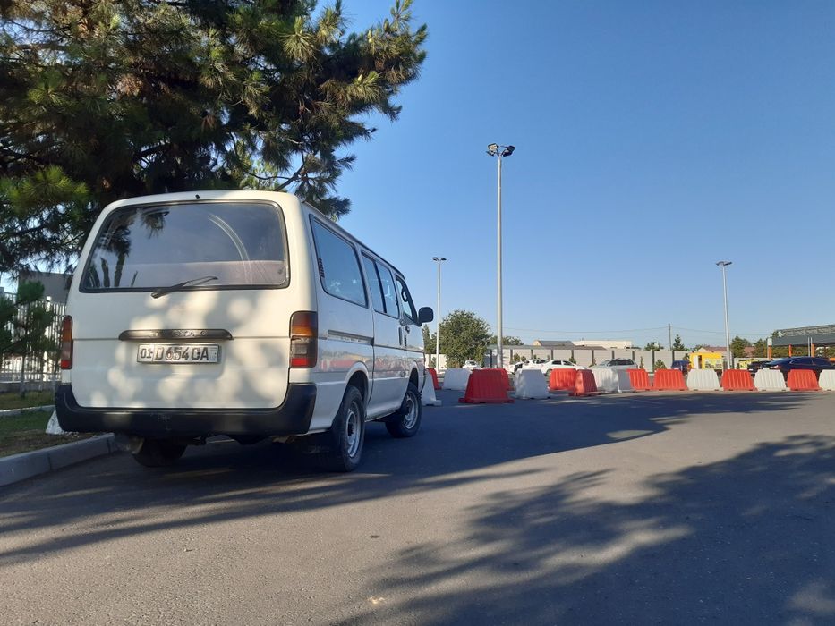 Toyota HiAse tezda sotiladi