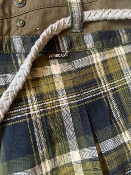 Дамска карирана пола