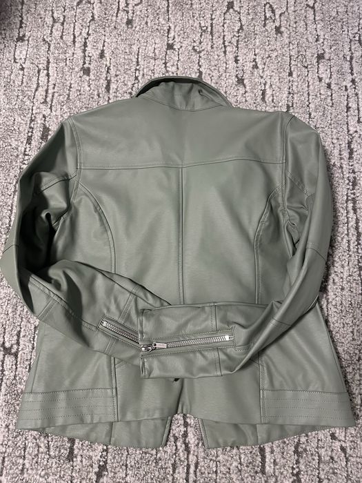 Кожено яке размер М