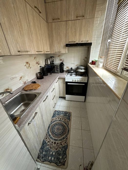 Sergeli 6a da 2 xonali 3 xona qilingan kvartira sotiladi