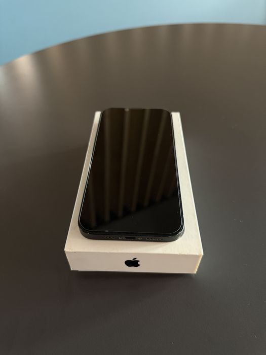 Iphone 14 64 GB la cutie