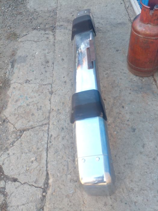 Бампер на ниссан патрол Y60