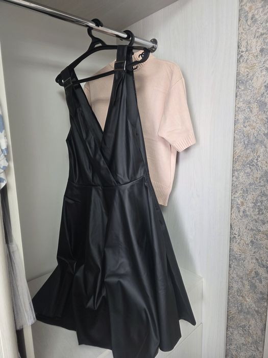 Вещи 44 размер бу по 2000