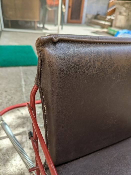 Ретро люлка тип люлеещо се конче