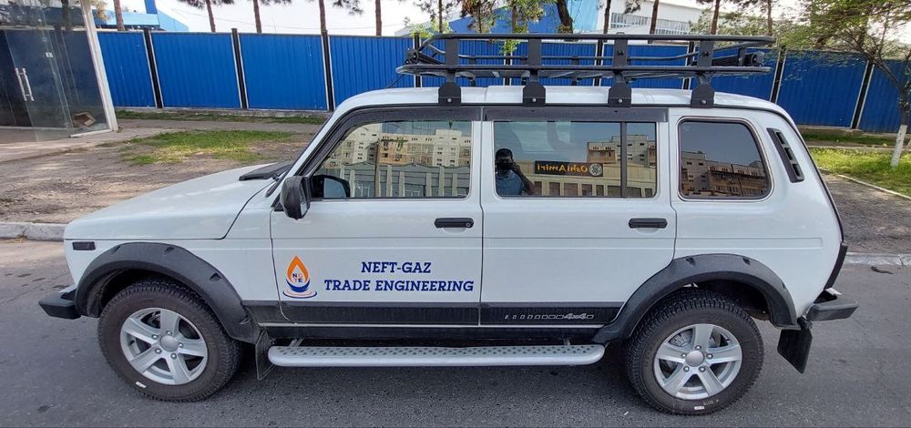 Багажник мошинани томига нивага