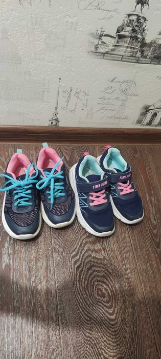 Кроссовки для детей