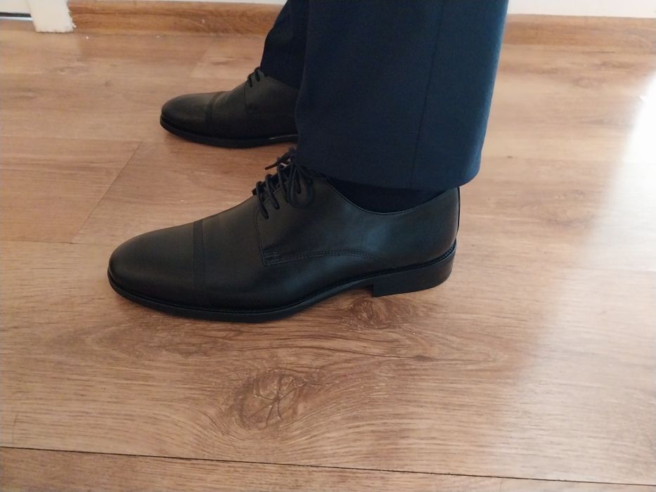 Vand pantofi piele +  costum, camasa, papion  pt baiat 13-15 ani ( 160-170cm)