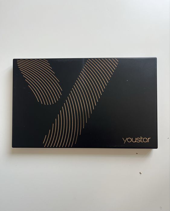 Paletă Youstar 02