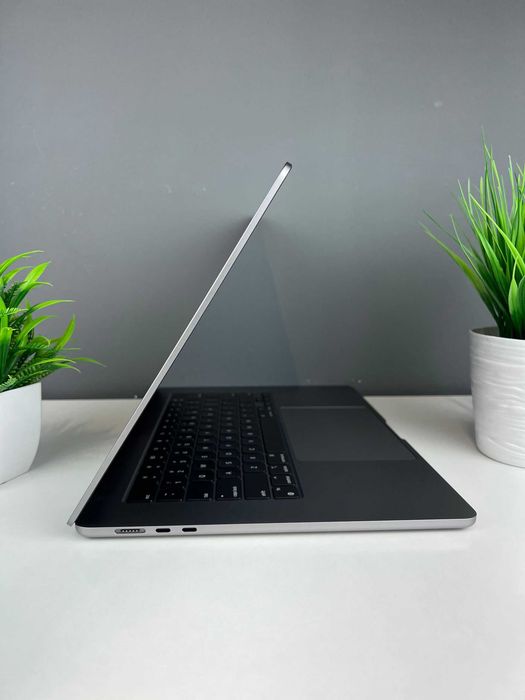 Apple macbook air 15 m2 Apple M2 7001а4398