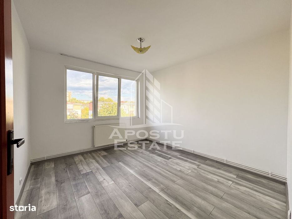 Apartament 2 camere, renovat, centrala proprie, Generala 2, Hunedoara