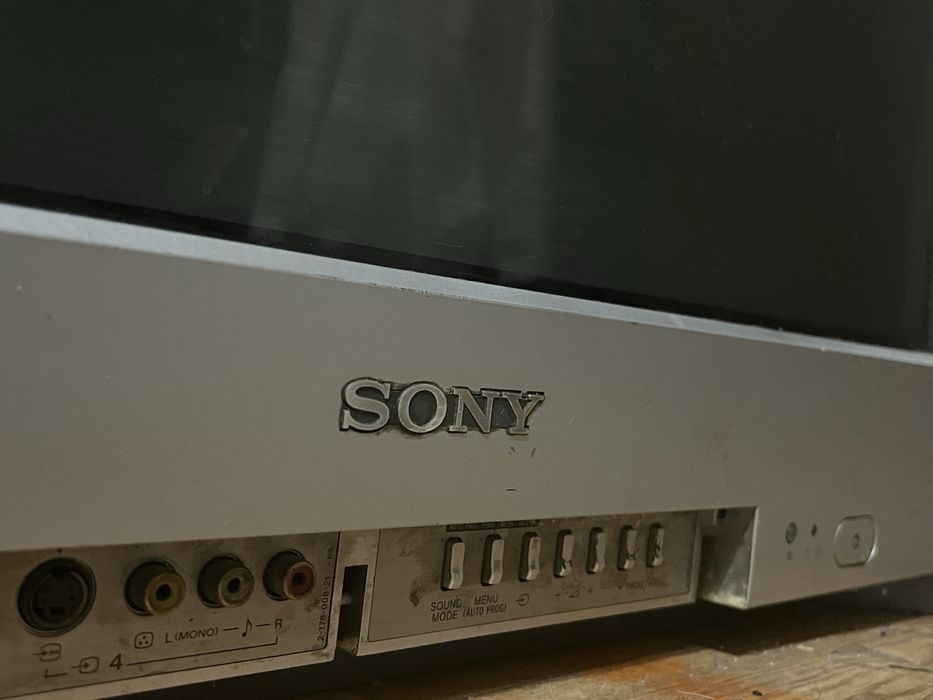 Продам телевизор