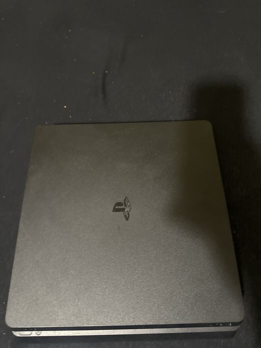 PS4 Slim 1TB(cititi descrierea)