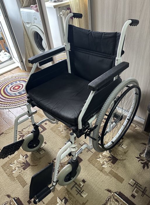 Инвалидное кресло