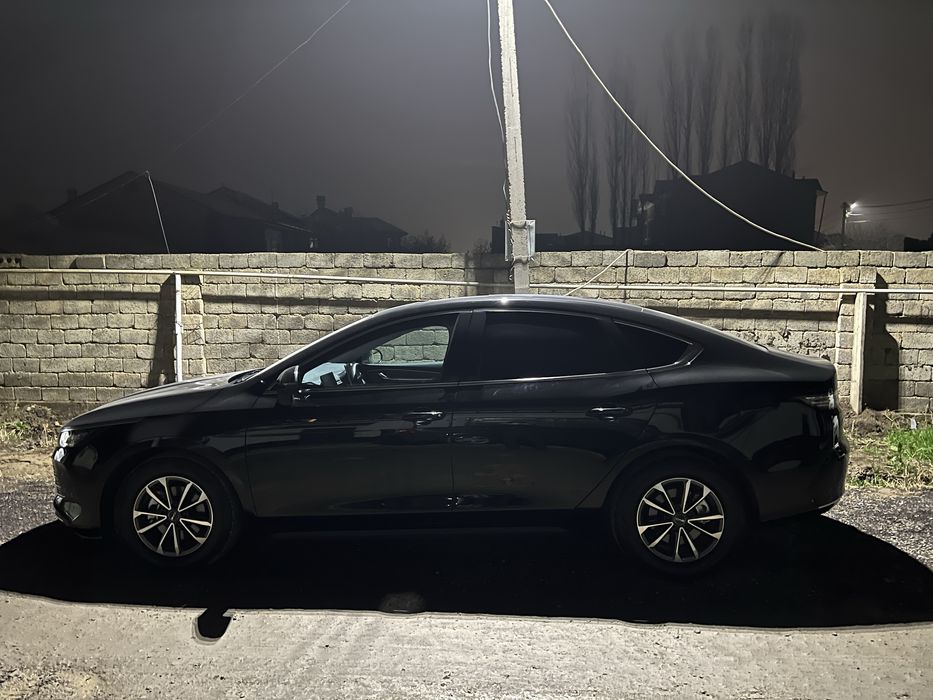 Byd chazor 2 poz sotiladi!