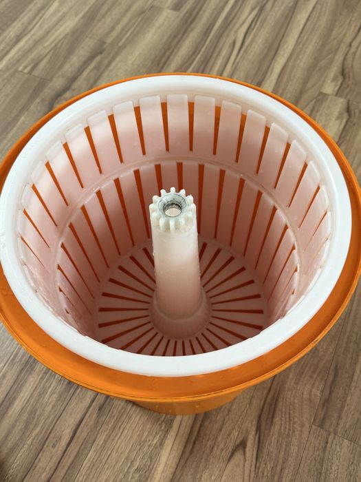 Продаю сушилку для зелени