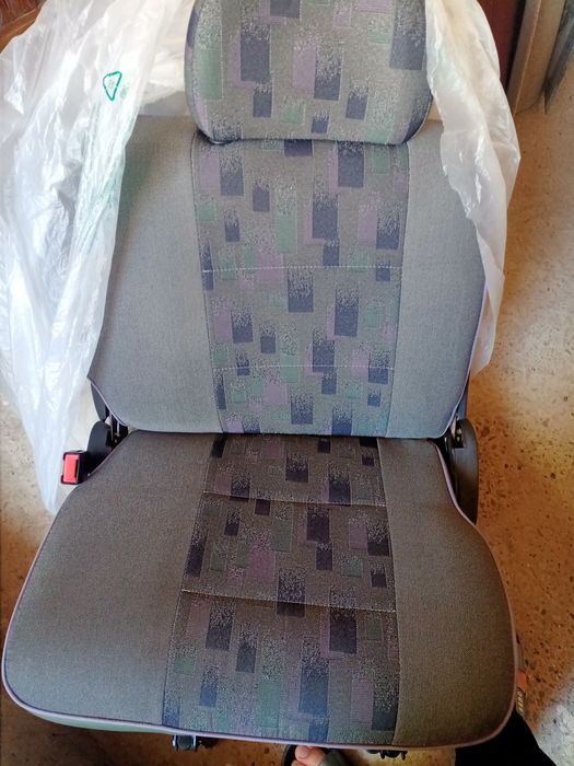 Дамас сиденияси сотилади