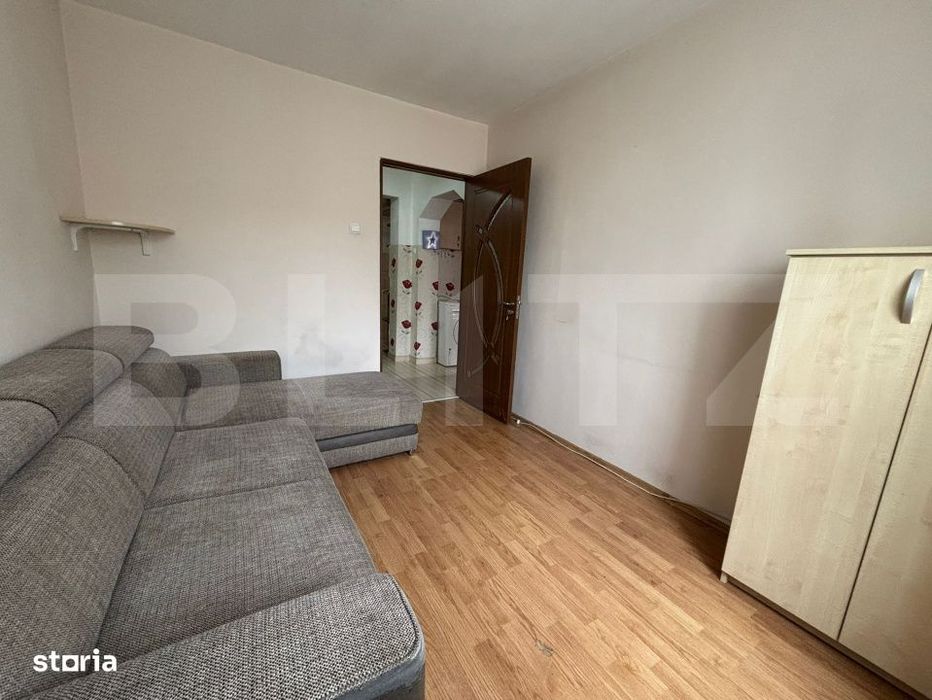 Inchiriez apartament cu 2 camere, 40mp, in zona Velenta