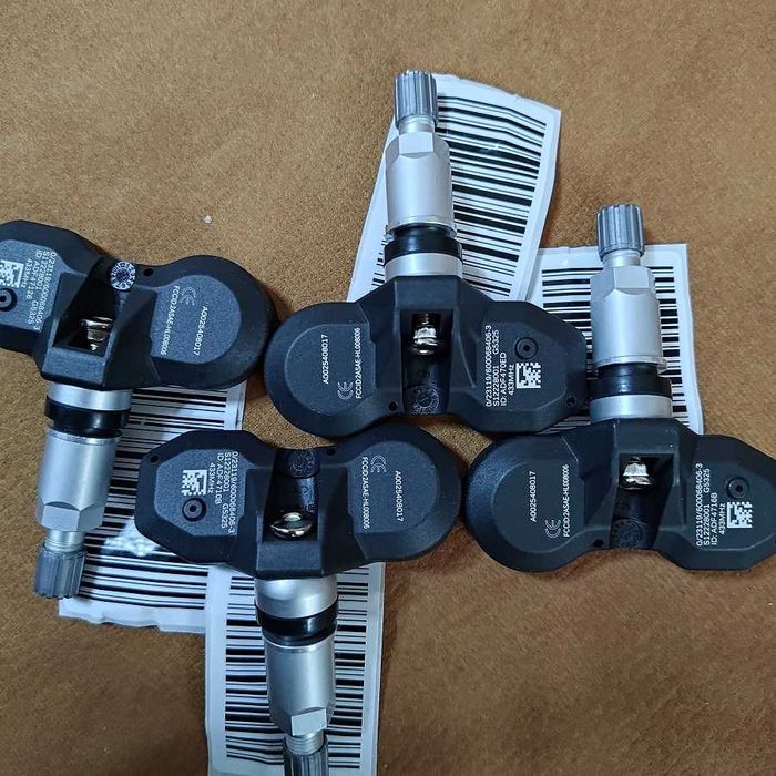 TPMS Сензора за налягане в гумите за Mercedes CLS, E W221 X164 W211