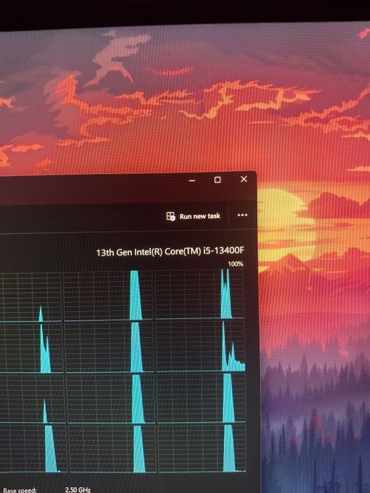 Pc gaming rtx 4060 în stare perfectă