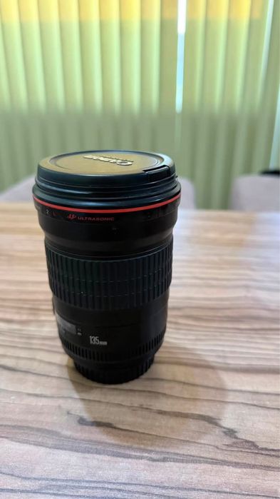Canon EF 135mm f/2L USM
