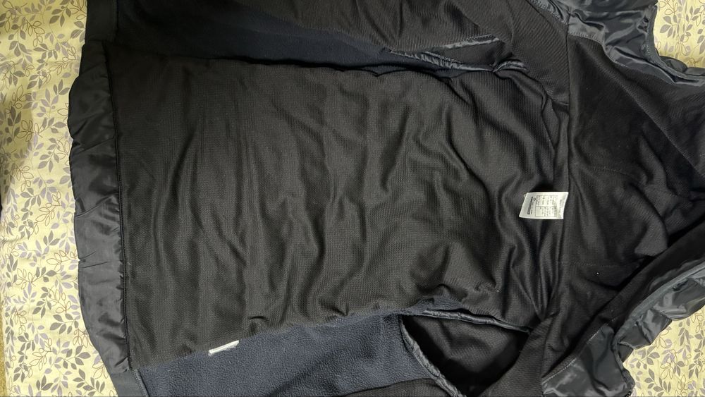 Продам куртку для мальчика