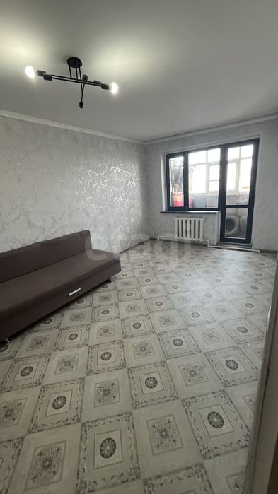 Продам 1 ком квартиру в 11 мкр