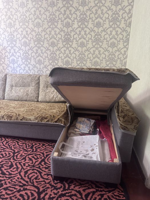 Продам угловой диван