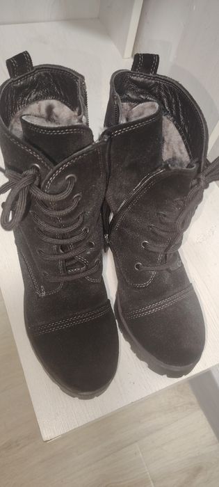 Сапоги полностью натуральные новые