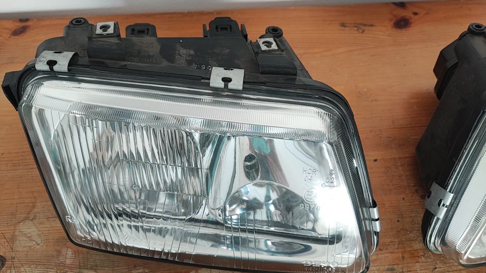 Комплект фарове за Ауди А3 8L