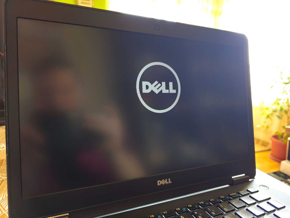 Лаптоп Dell Latitude E470