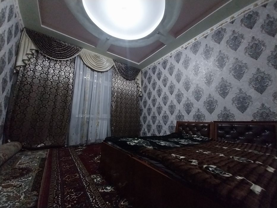 Mebel , parda, kuxniya 2 ta gaz plita 2 ta xoladelni xullashammasiberi