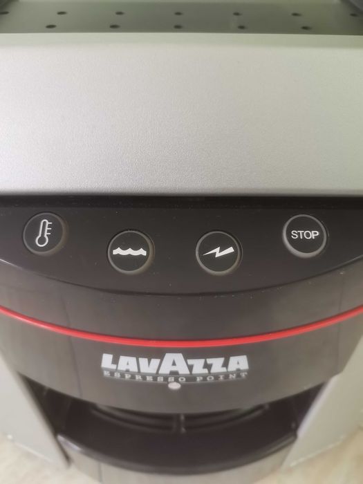 Кафемашина с капсули  "Lavazza Point ЕP 2100"