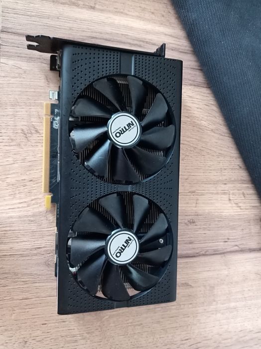 Продам видеокарту рх570