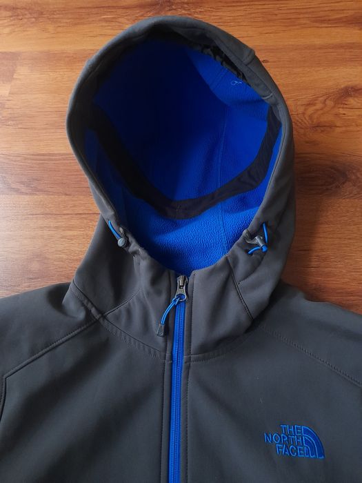 The north face мъжко яке M- L размер.