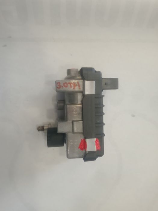 Актуатор, управление, моторче турбо Ауди 3.0tdi,след 2008г