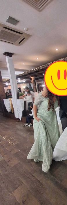 Носена само за повода закупена за 300лв продавам я за 200 размер м л