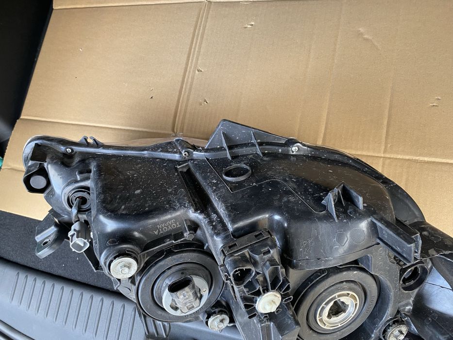 Фары Toyota Camry 55