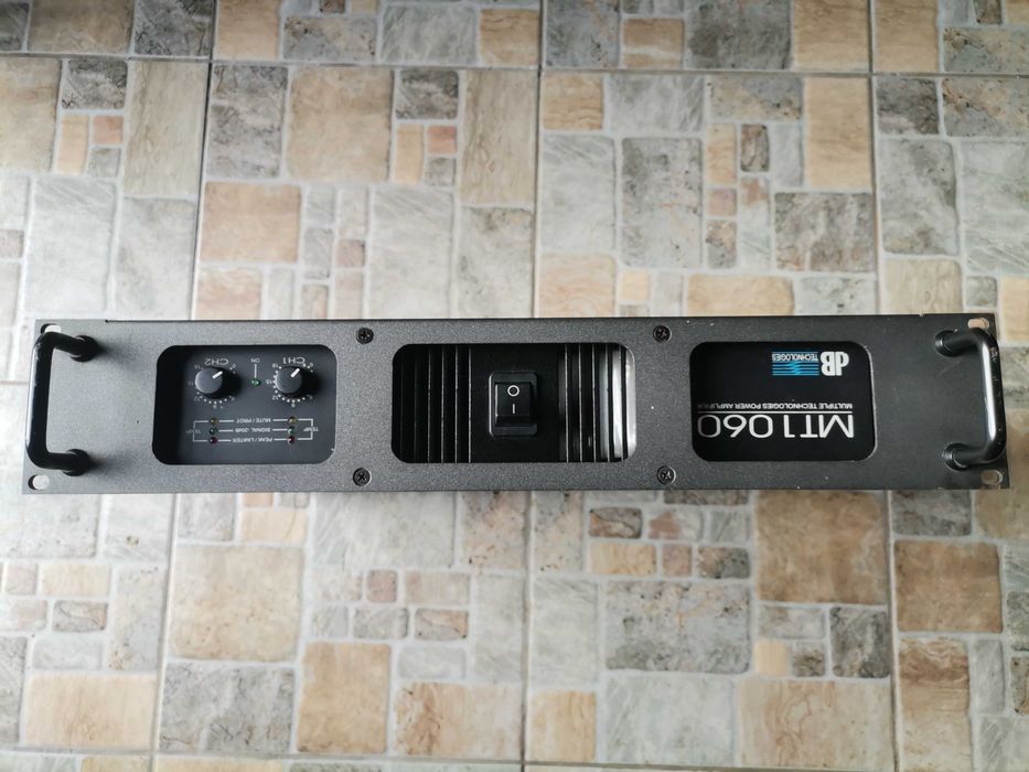 Amplificator de putere Db Technologies MT 1060