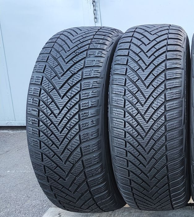 2бр зимни гуми 205/55/16 Vredestein 
Wintrac 
dot23