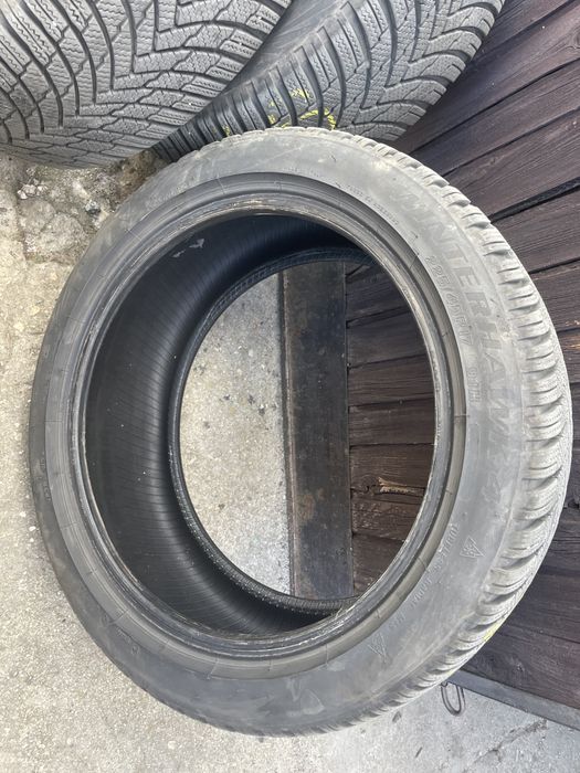 Зимни гуми - 225/45/17 , Firestone  , 8мм , Дот 2925 , на един сезон . Бартер за 205/55/17