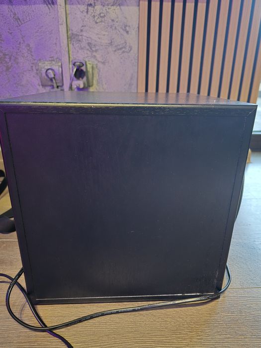 Subwoofer yamaha yst- SW012 defect