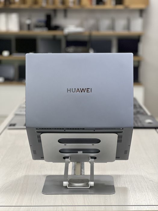 Ноутбук HUAWEI | 16Gb озу