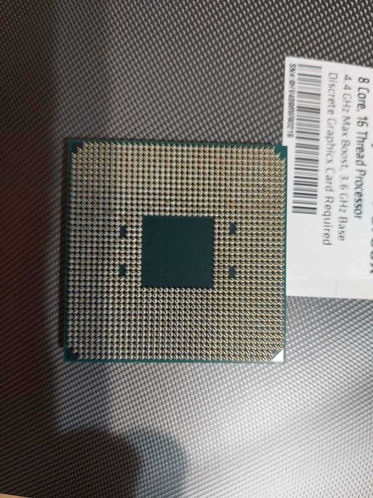 Ryzen 7 3700X , AM4 , zen2 8-ядрен , 16-треда