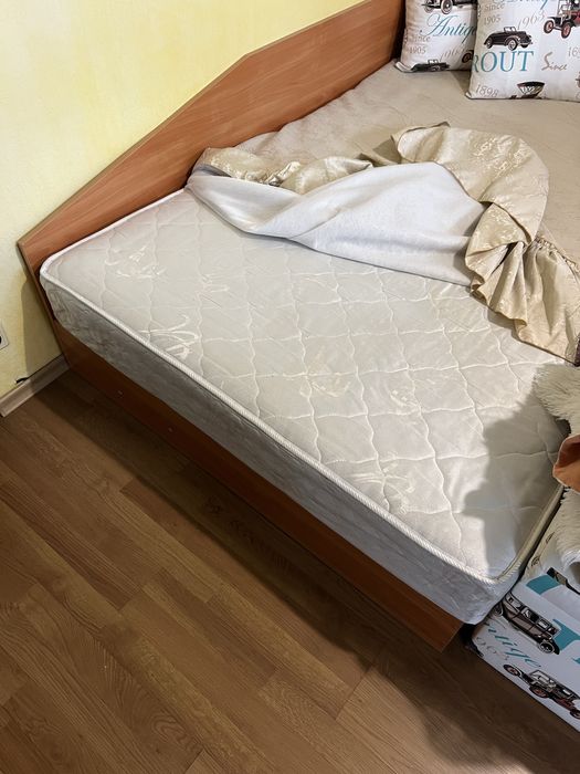 Легло с ракла и с матрак 190 x 120