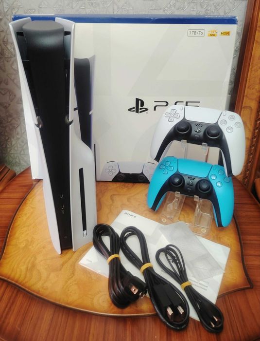 PlayStation 5 SLIM Disc Edition