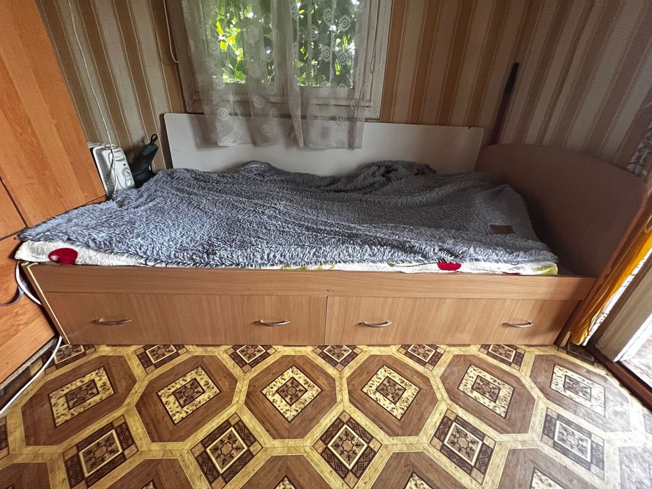 Продам кровать 210 на 90