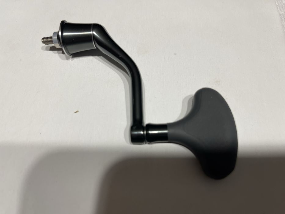 Продавам нова макара SHIMANO