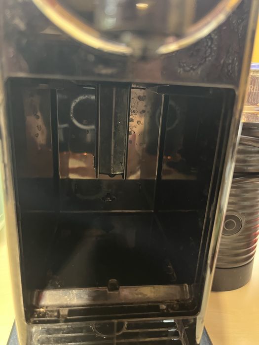 Espressor Nespresso by De'Longhi CitiZ & Milk Black, 1710 W, 19 bari